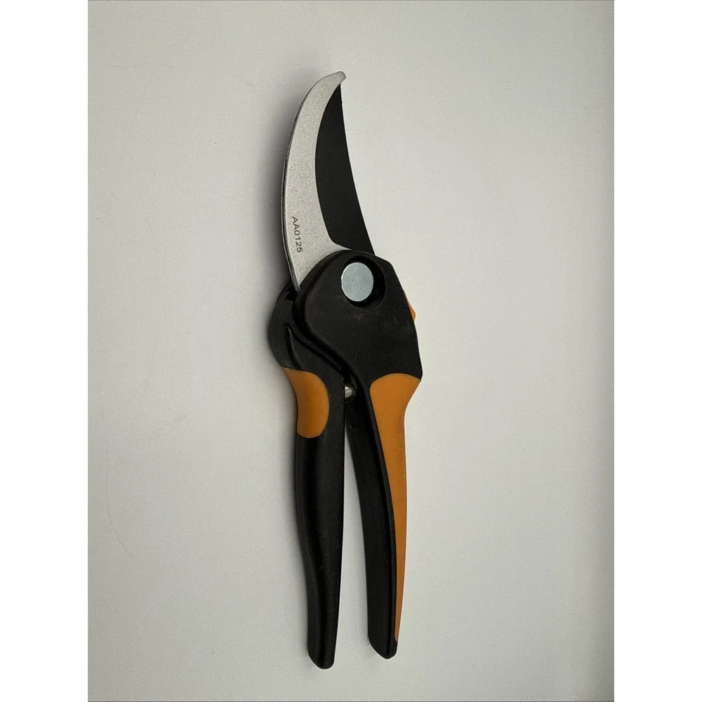 Fiskars Large Hand Pruners Shears Cutter Clipper Trimmer Garden Tools